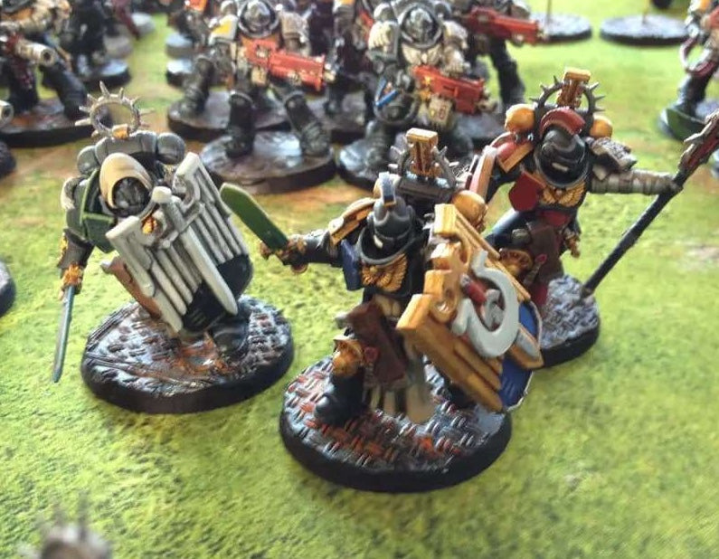 Winged Sword - Aquilas Tower Shields (L/R)