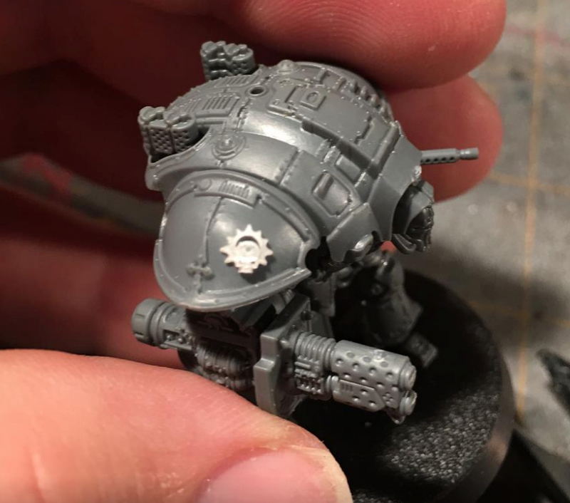 20x Brand Sabrewulf - Tiny Convex Insignias (3mm)