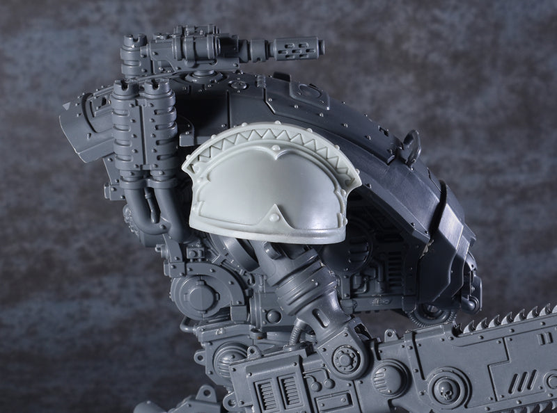 Plain - Iron Wolf Squire Knight Pauldron