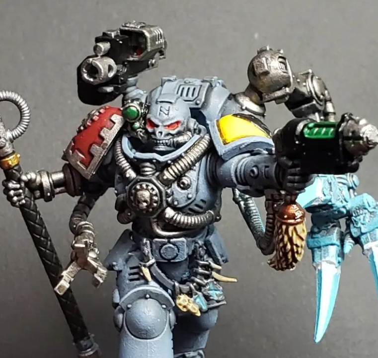 10x Base - G:10 Dire Wolf Helms