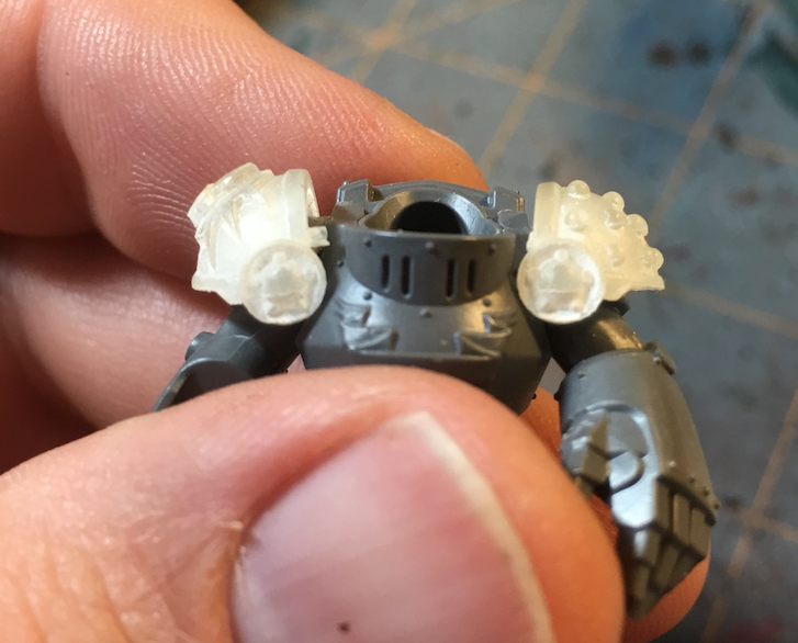 5x Spiked - T:3a Tartaros Shoulder Sets