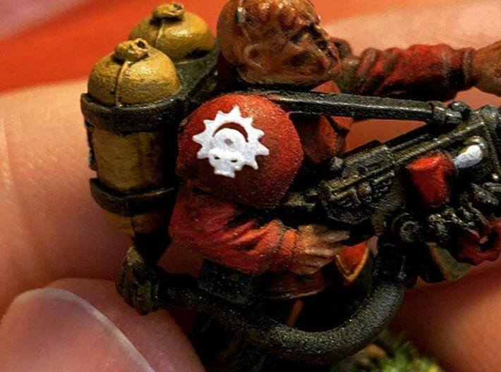 20x Xeno Hunters - Tiny Convex Insignias (3mm) 3d printed